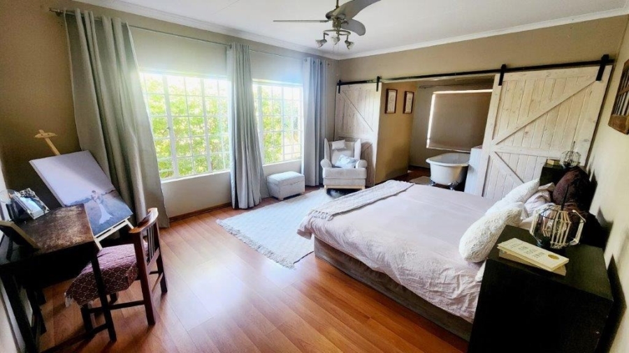 To Let 3 Bedroom Property for Rent in Safari Gardens North West